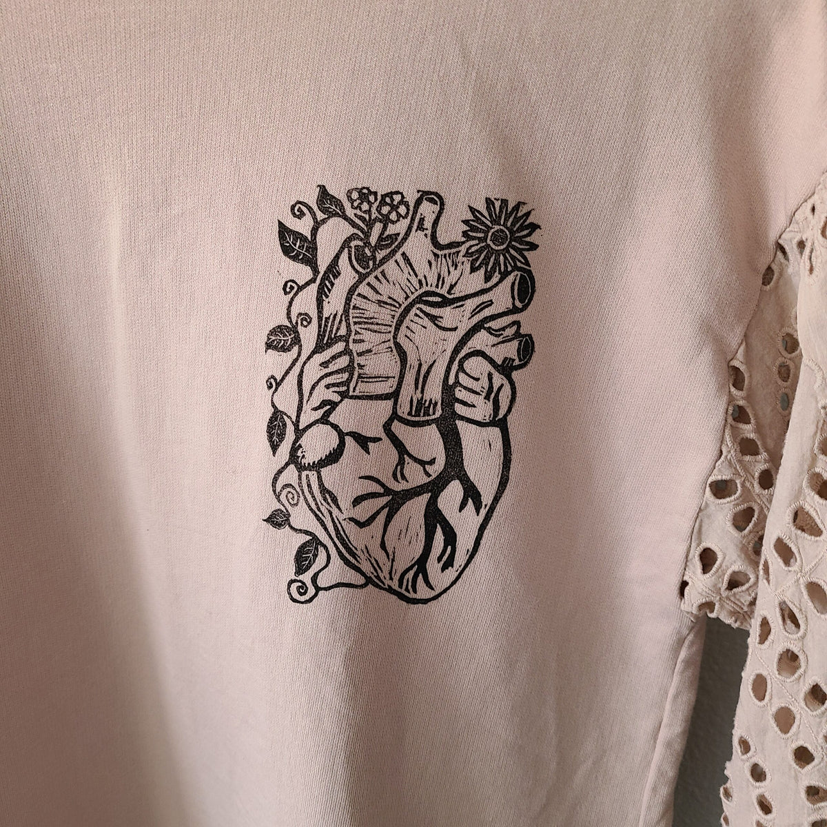 Floral Anatomical Heart Print Sweatshirt