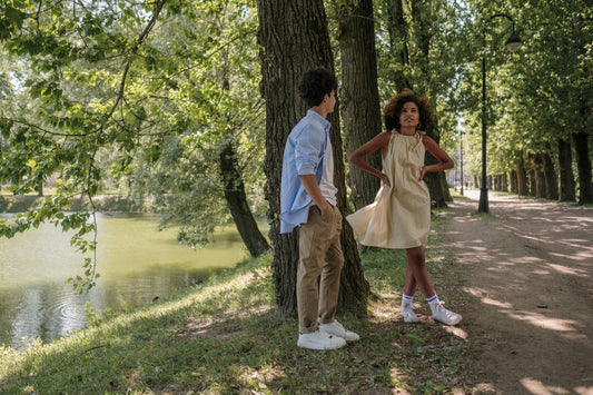 What to Wear on a First Date to Impress and Score a Second
