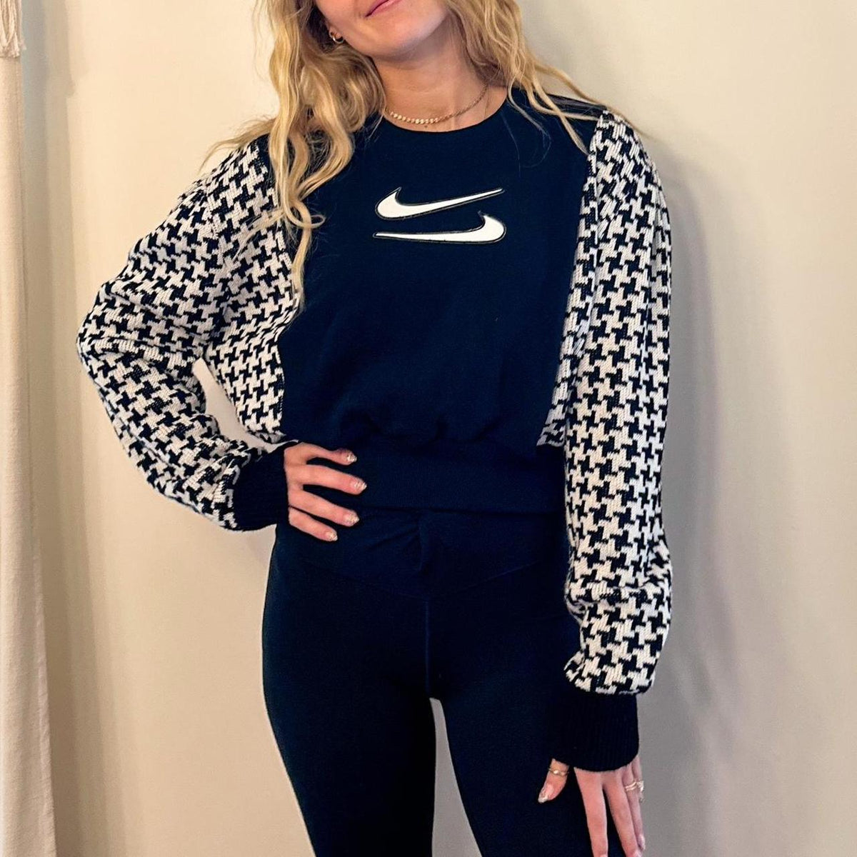 nike houndstooth cropped sweatshirt.