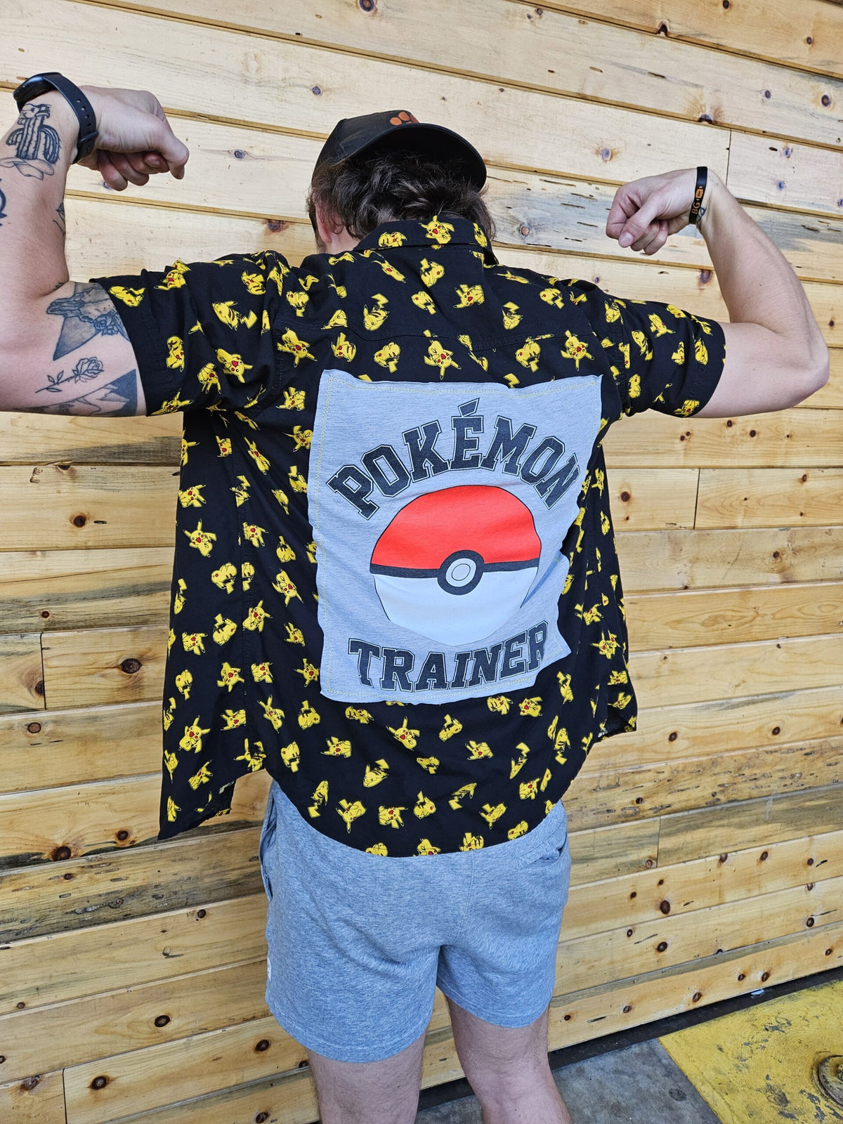 Men's Pikachu Pokémon Trainer casual button up shirt Large
