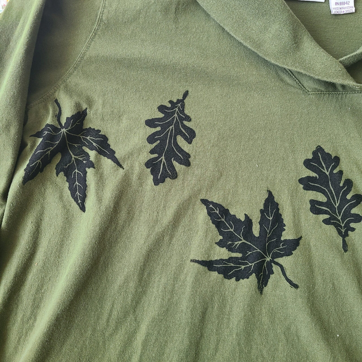 Fall Leaves Green Long Sleeved Tee