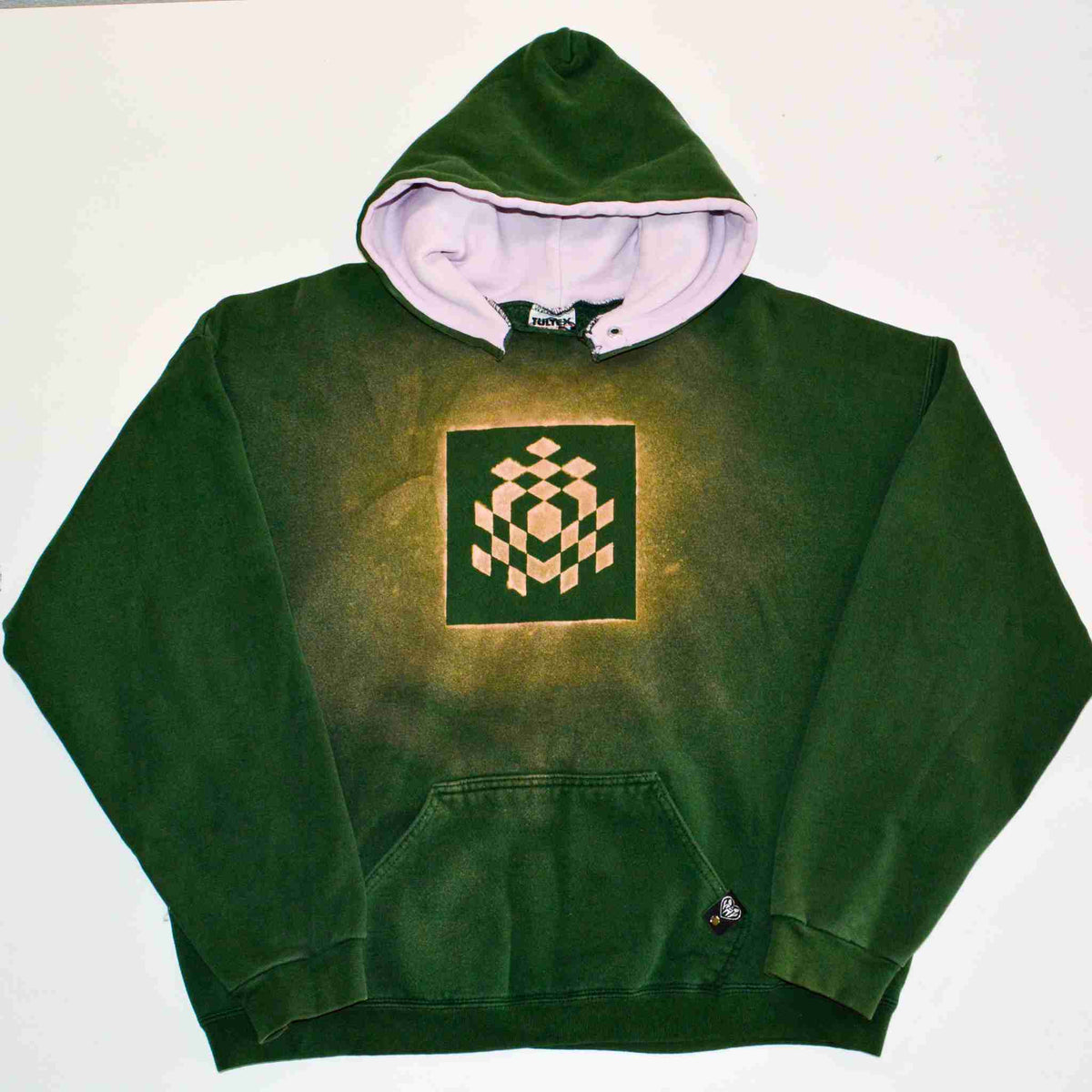 a green sweatshirt with a white hoodie on it.