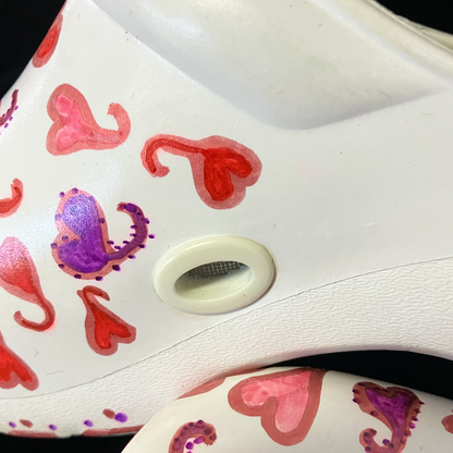 Heartsy Clogs