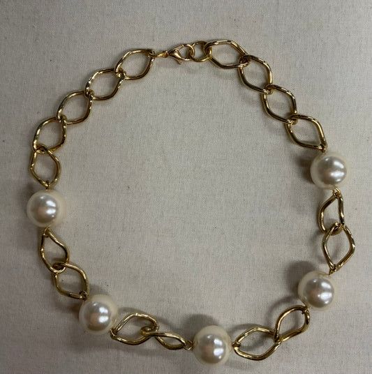Chunky Chain-Link Pearl Necklace