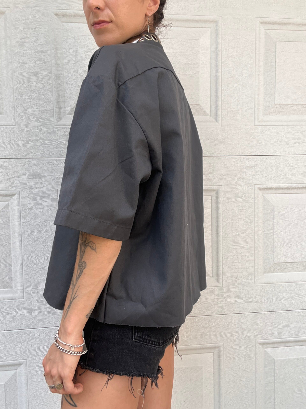 The Grommet Dickies Crop Shirt - Grey
