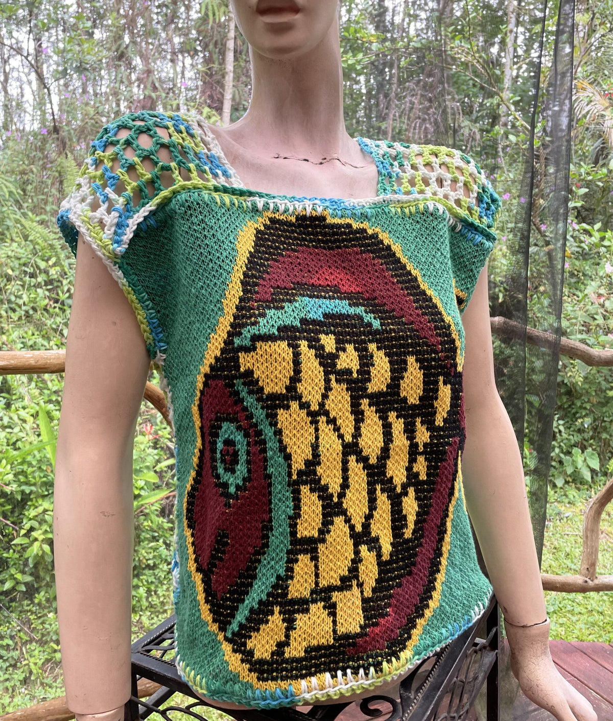 Fish top