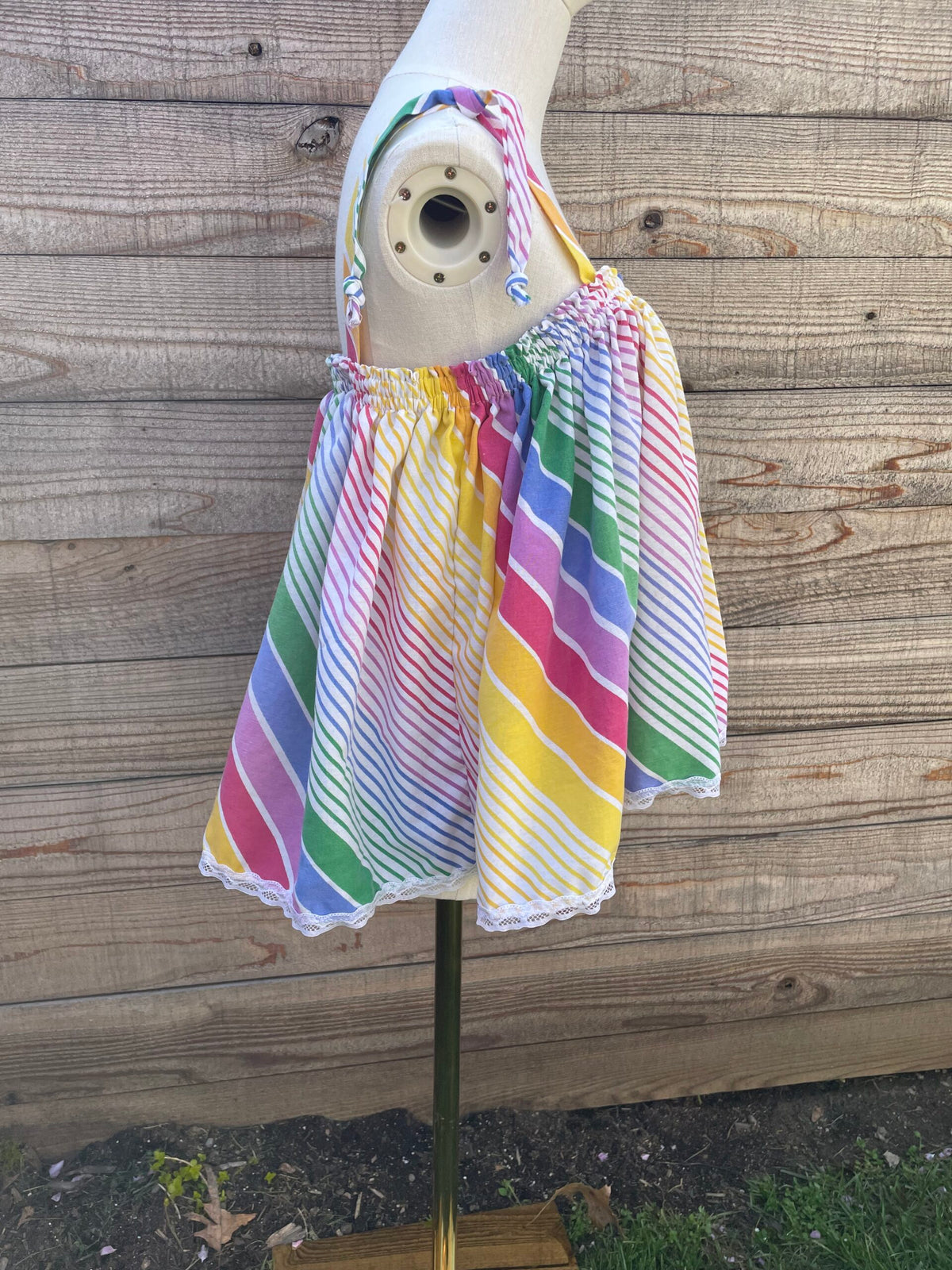 Somewhere Over the Rainbow Swing Top