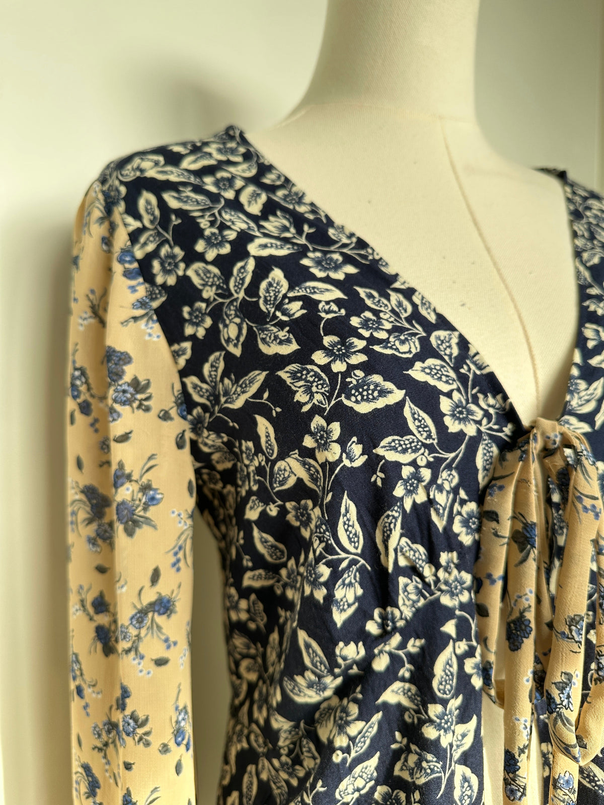 Mixed Print Floral Tie Front Blouse by Finding Doll, photo 2