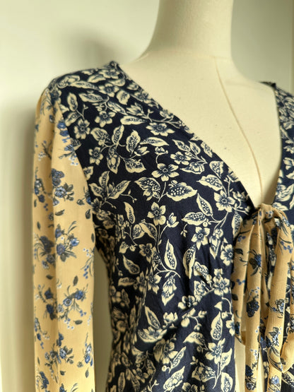 Mixed Print Floral Tie Front Blouse by Finding Doll, photo 2