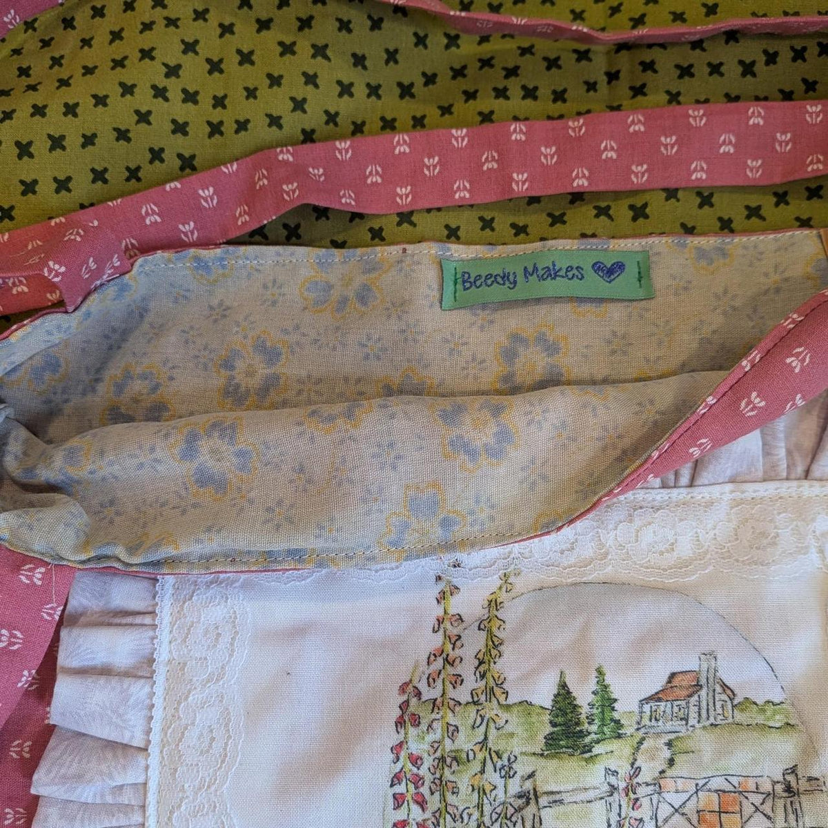 So Sweet Garden Ruffle Panel Tote Bag by BeedyMakes, photo 4