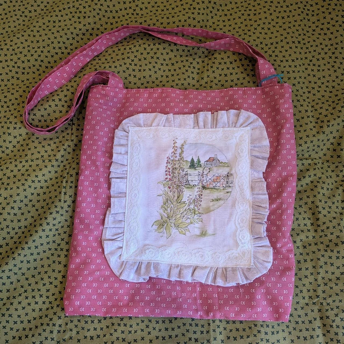 So Sweet Garden Ruffle Panel Tote Bag by BeedyMakes