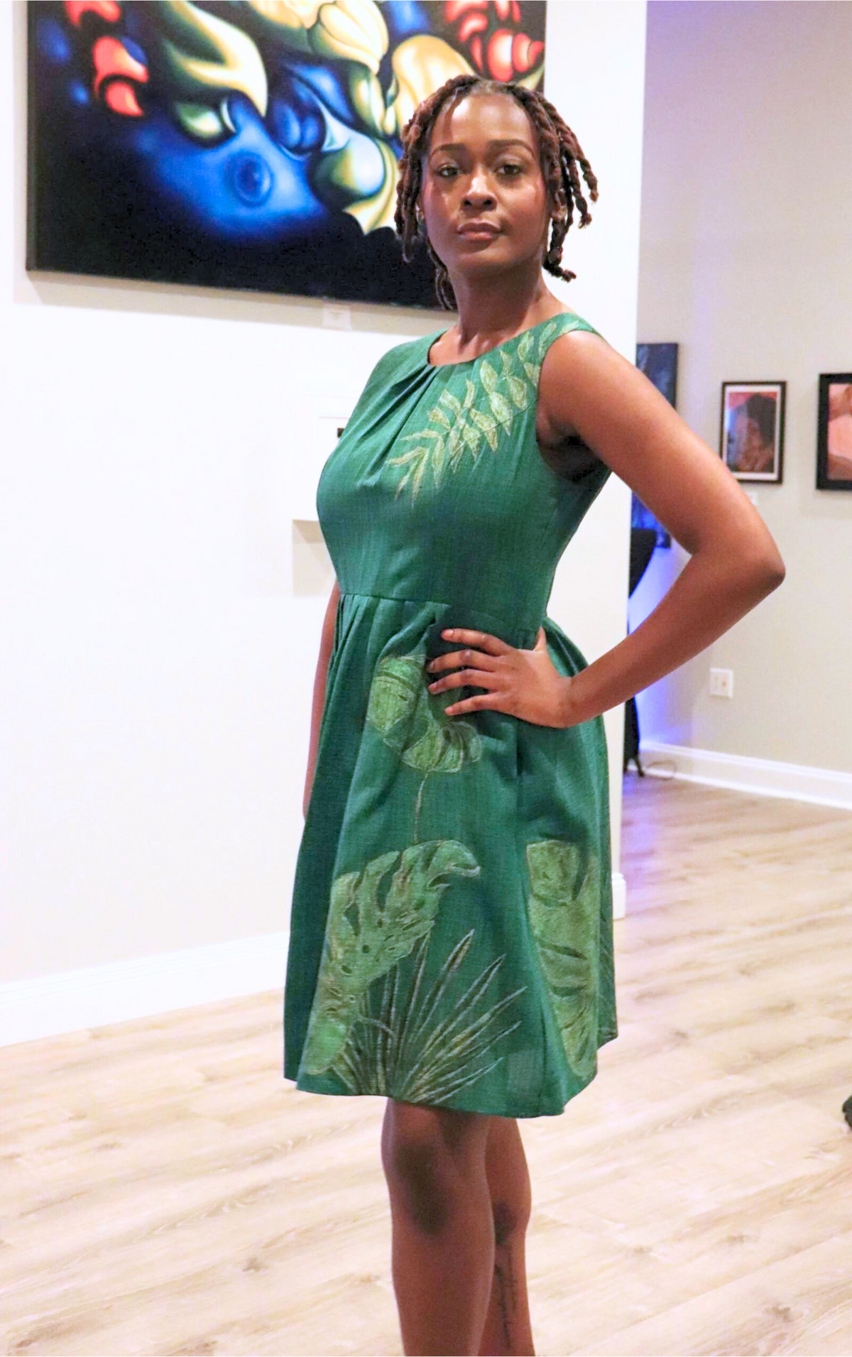 Green jungle leaves hand-painted knee-length dress