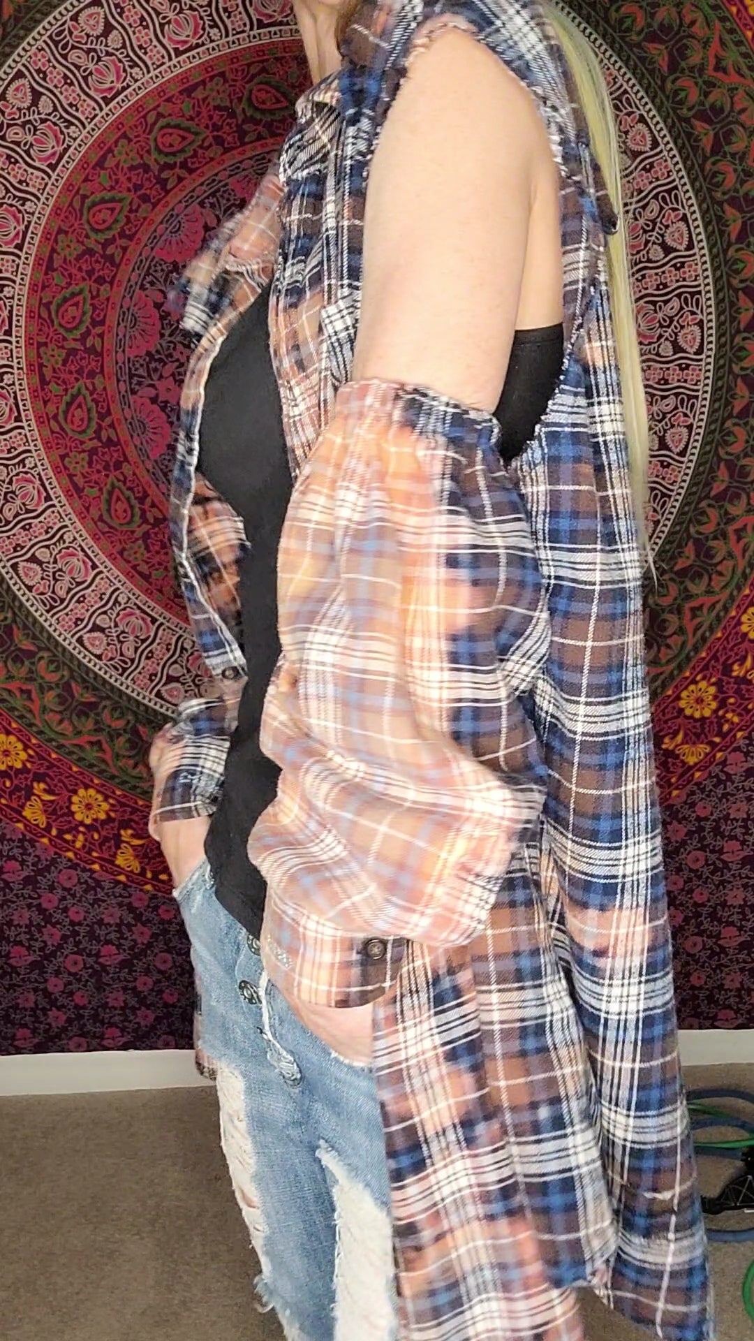 Thrashed distressed convertible flannel shirt