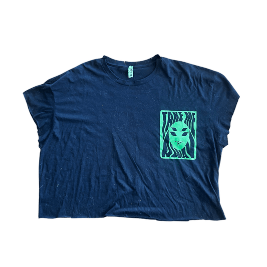 Alien Graphic Tee – Handmade Funky Boho Streetwear