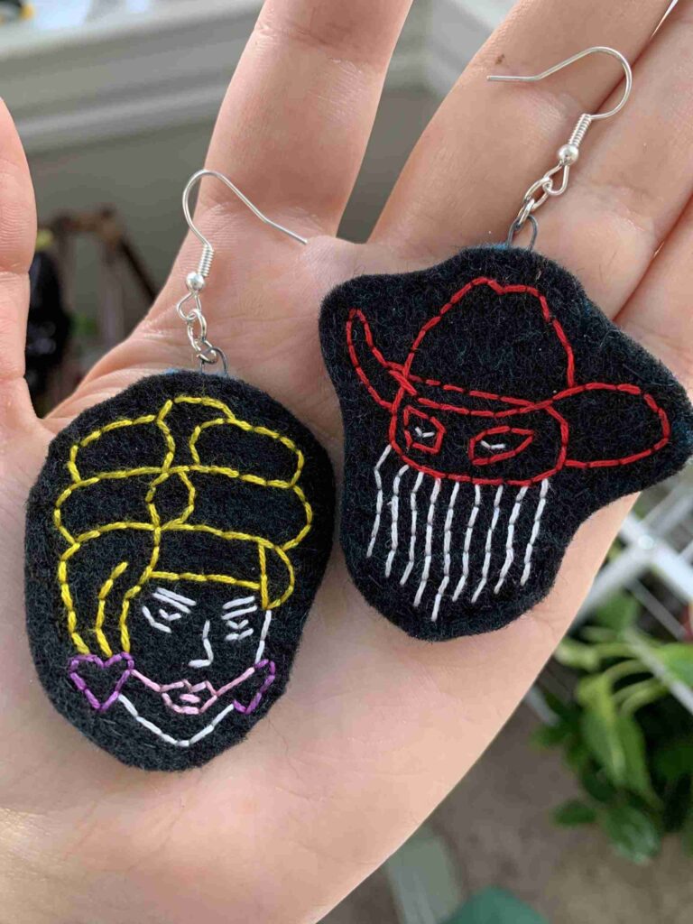 Trixie deals mattel earrings