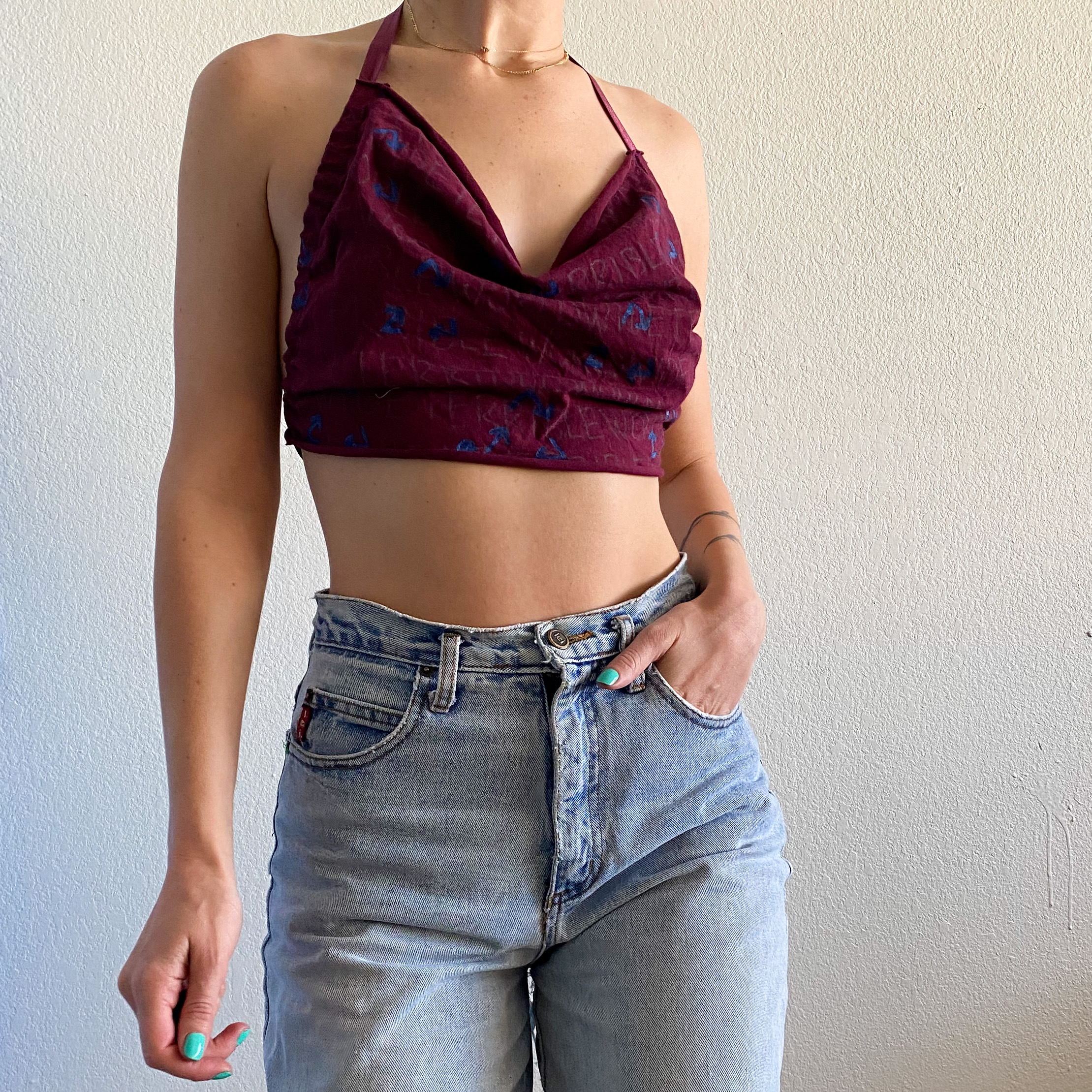 Uitverkoop melodie Geurig 1of1 painted text print maroon halter crop top | RE.STATEMENT | The  Upcycled Fashion Marketplace