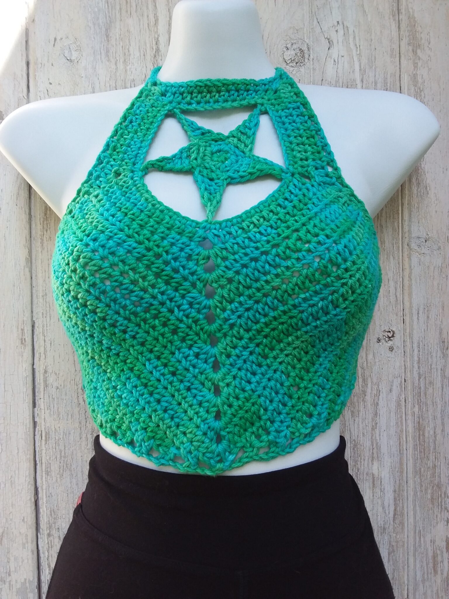 Crochet crop top halter with star design in hand dyed organic cotton yarn of shades of green and blue