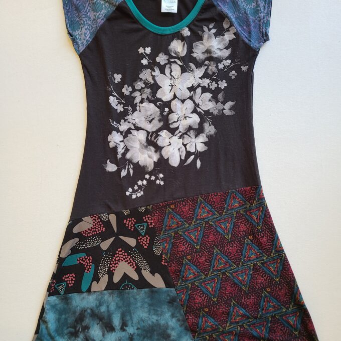A women's dress with a floral pattern on it.