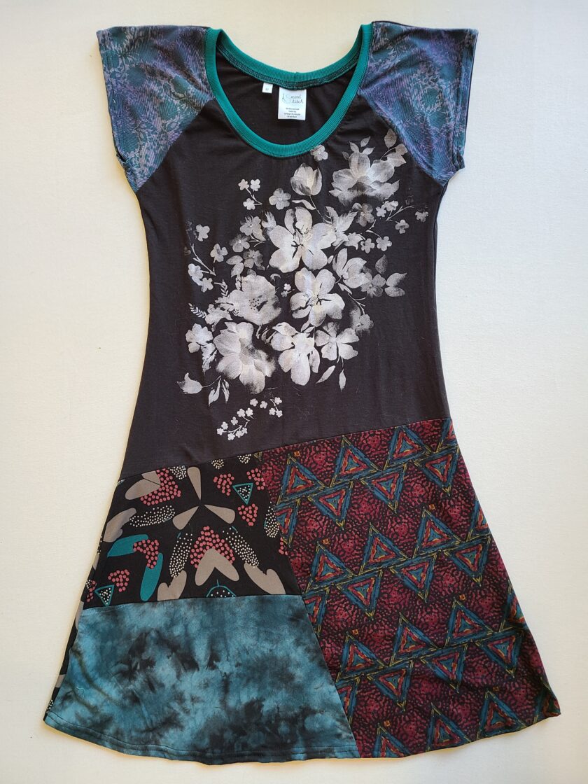 A women's dress with a floral pattern on it.