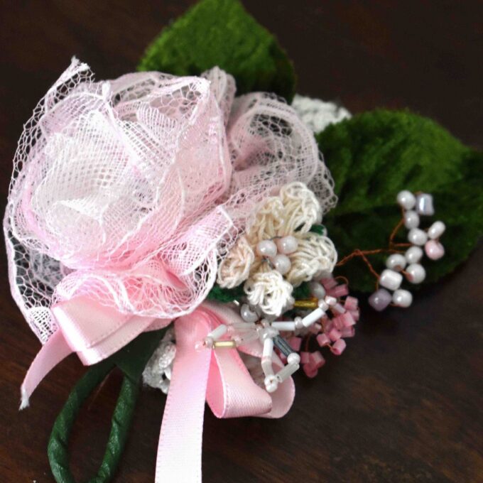 pink and white corsage